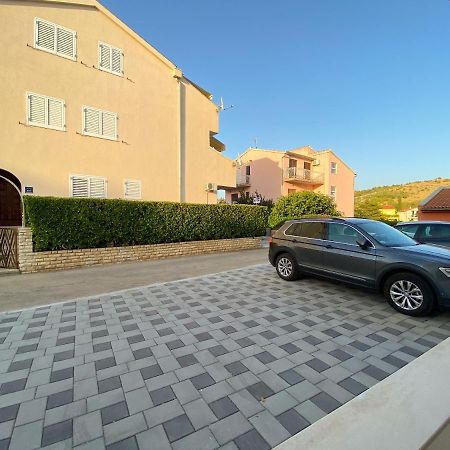 Apartments Pulic Жаборич Экстерьер фото