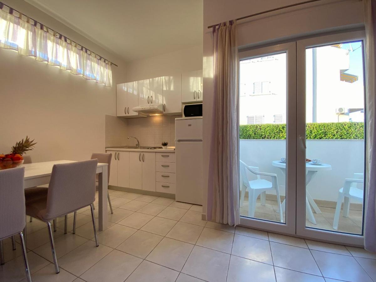 Apartments Pulic Жаборич Экстерьер фото